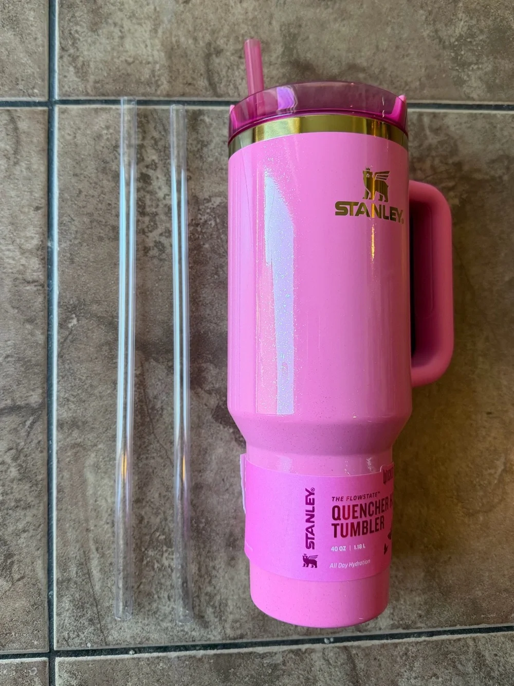 Glinda pink Stanley 40oz - Picture 3 of 14